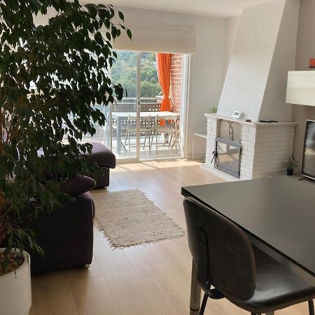 Apartamento Con Vistas Al Mar Castelldefels Exterior photo