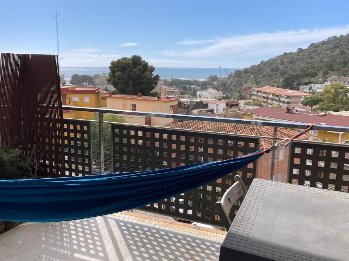 Apartamento Con Vistas Al Mar Castelldefels Exterior photo